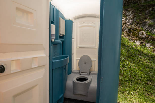 Porta potty rental for outdoor events in Robersonville, NC